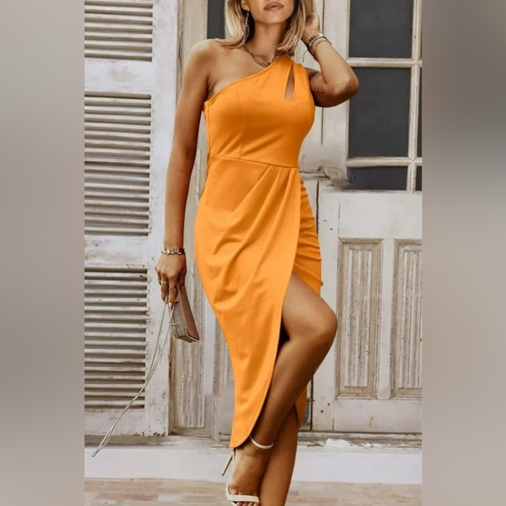 PRETTYGARDEN Women's One Shoulder Ruched Bodycon Dress 2024 Cutout Slit Wrap